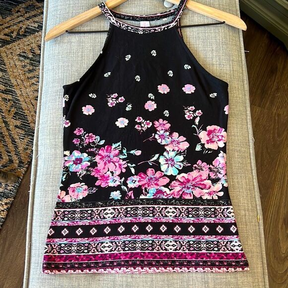 Super Cute SOFT tank! Size Small - Floral Print - Picture 1 of 3